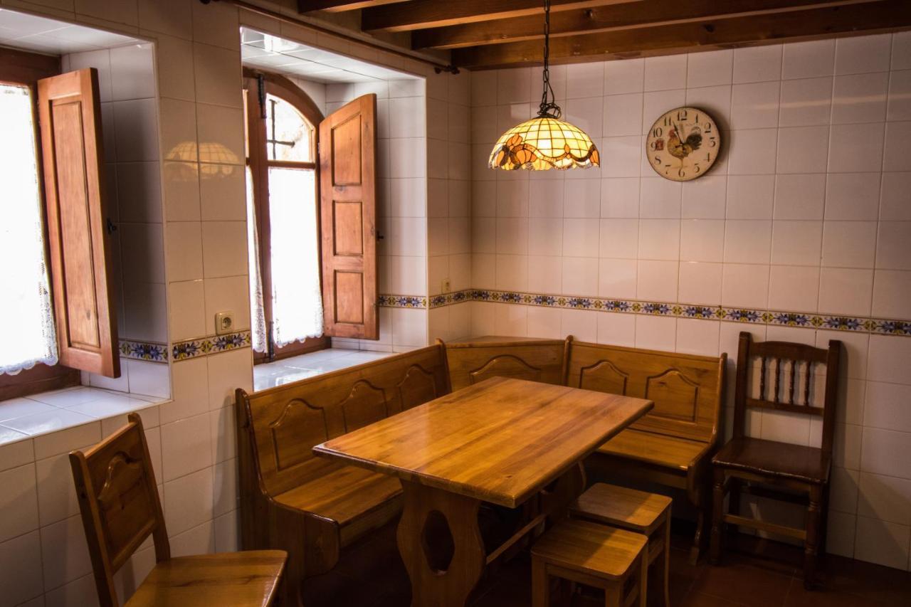 Penzion La Casa Del Abuelo Hoyos del Espino Exteriér fotografie