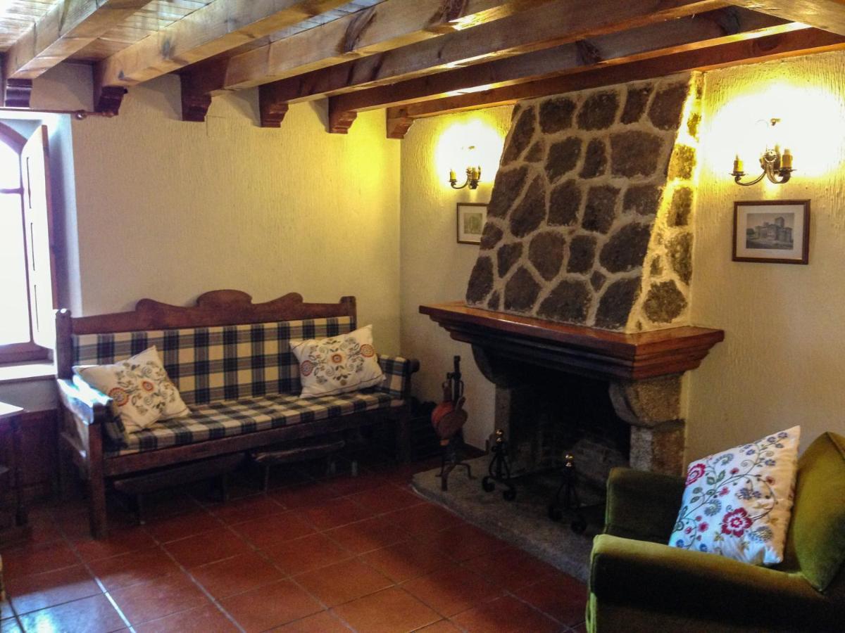 Penzion La Casa Del Abuelo Hoyos del Espino Exteriér fotografie