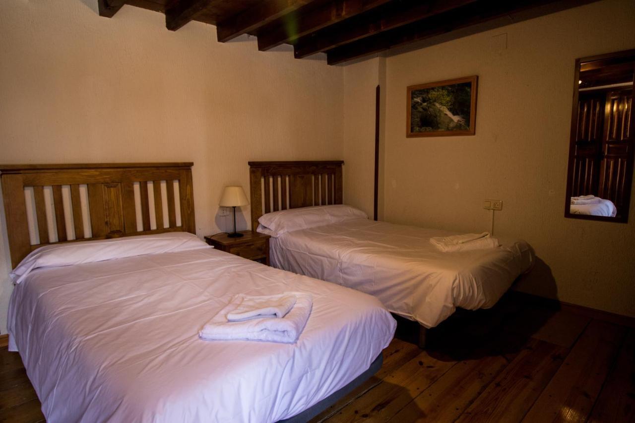Penzion La Casa Del Abuelo Hoyos del Espino Exteriér fotografie