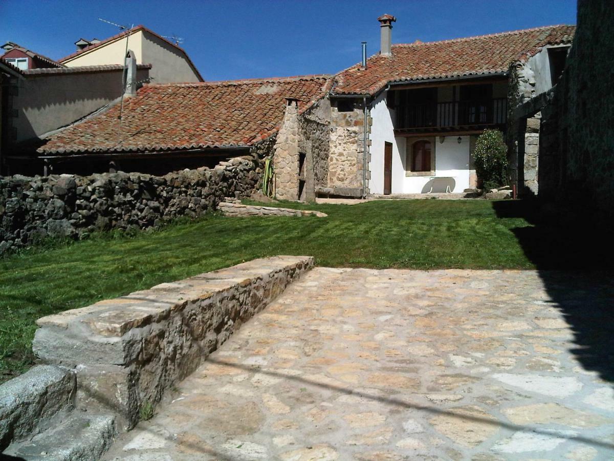 Penzion La Casa Del Abuelo Hoyos del Espino Exteriér fotografie