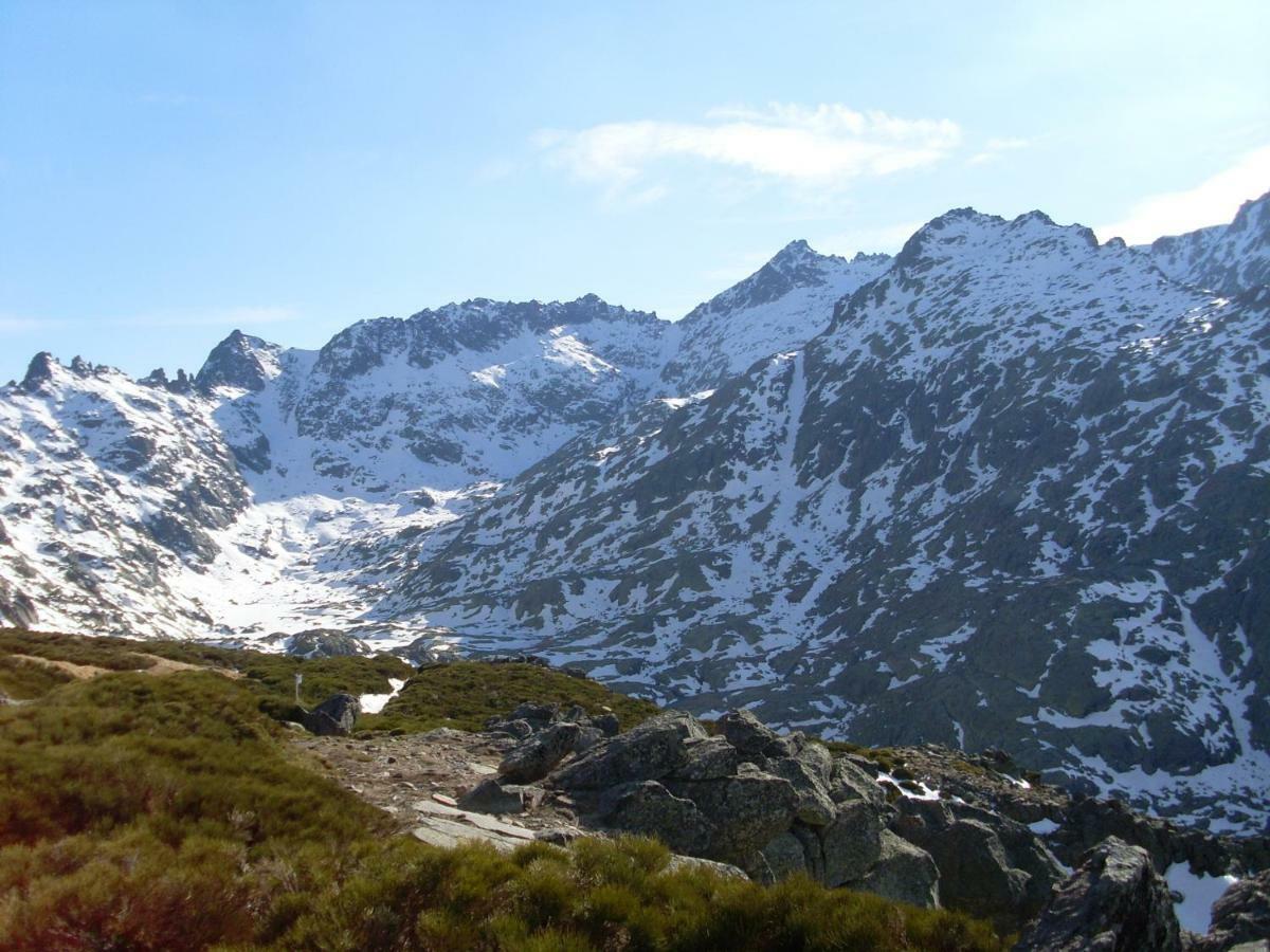Penzion La Casa Del Abuelo Hoyos del Espino Exteriér fotografie