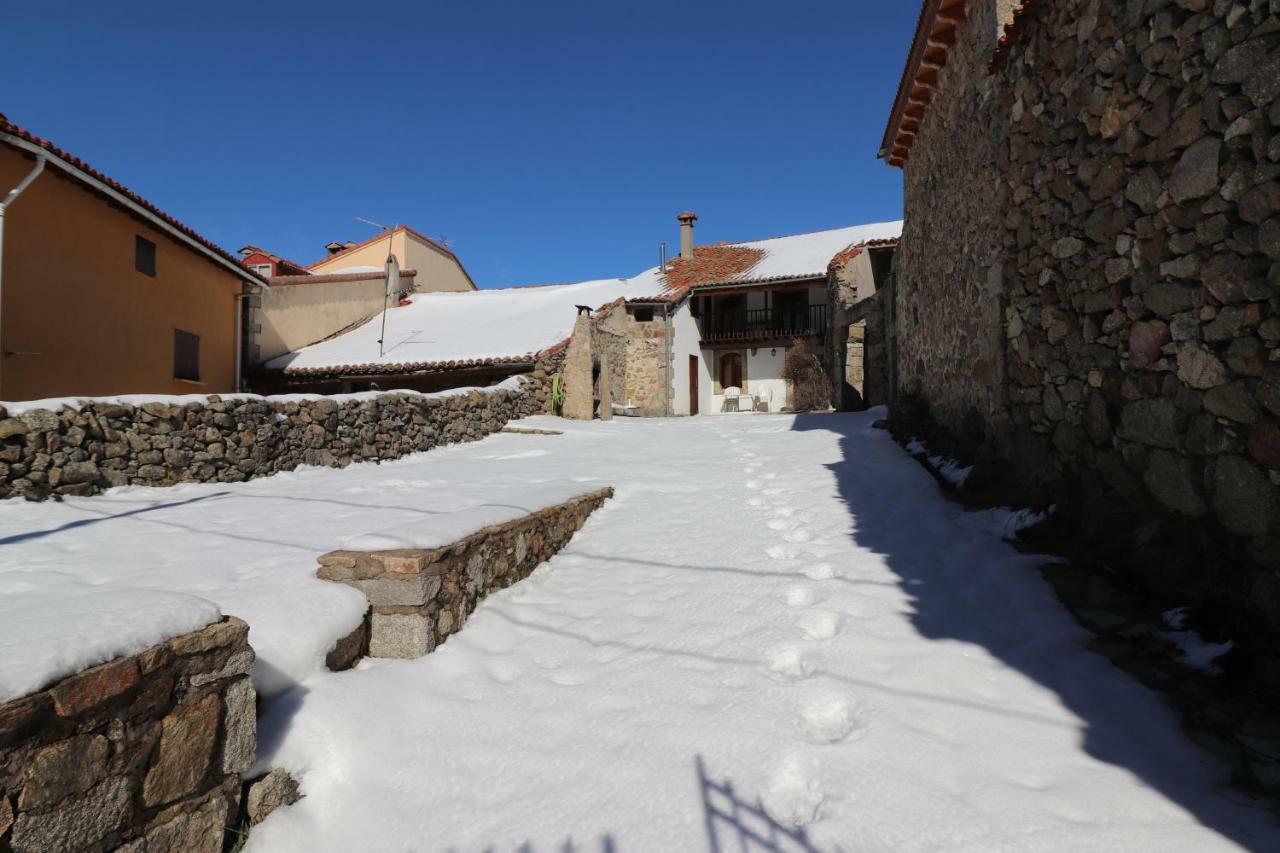 Penzion La Casa Del Abuelo Hoyos del Espino Exteriér fotografie