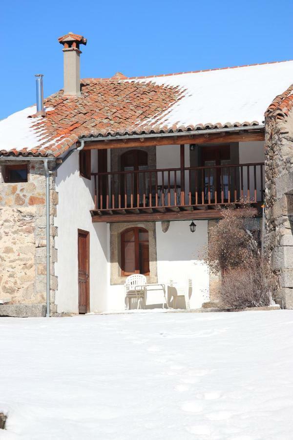 Penzion La Casa Del Abuelo Hoyos del Espino Exteriér fotografie